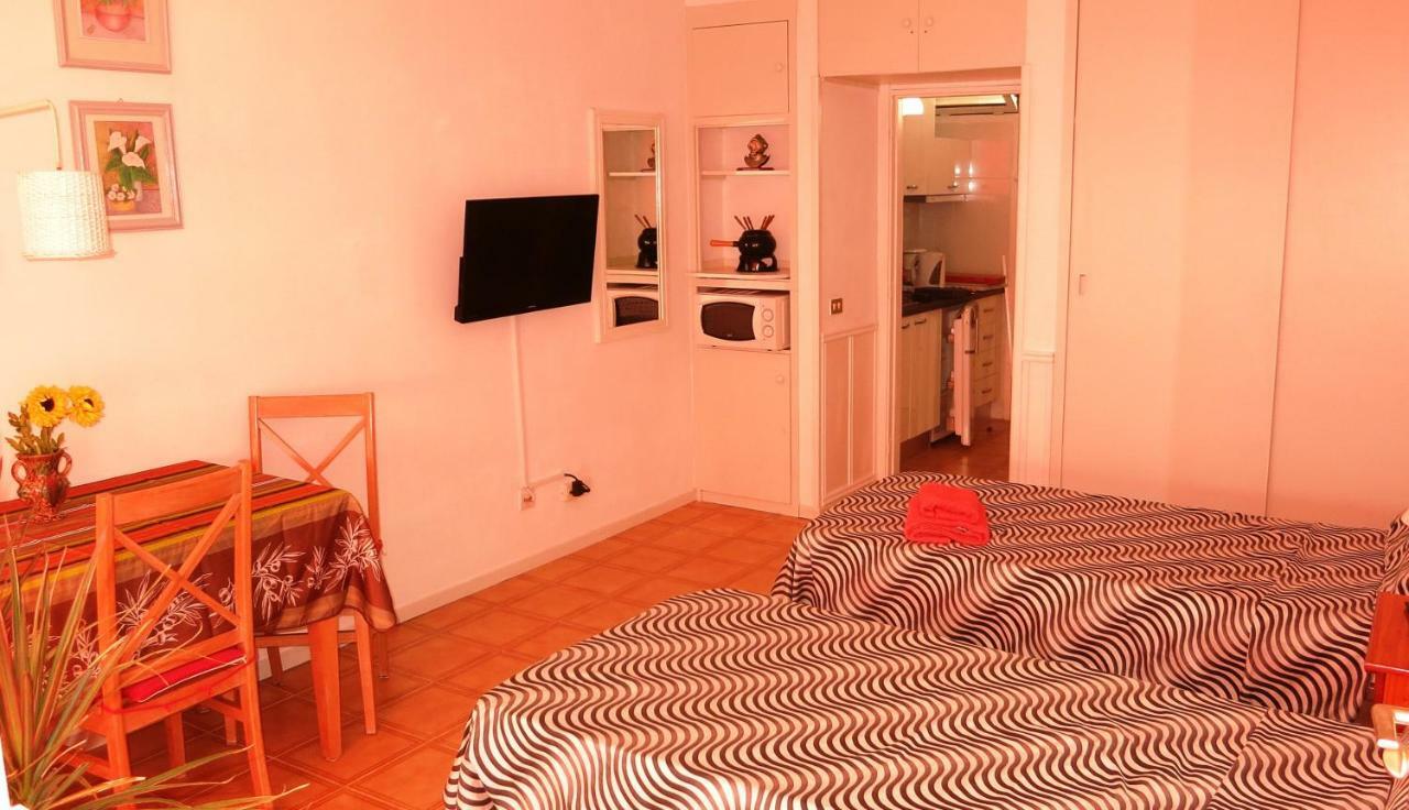 Studio In Perfect Location ปลายาเดลาสอเมริกาส ภายนอก รูปภาพ